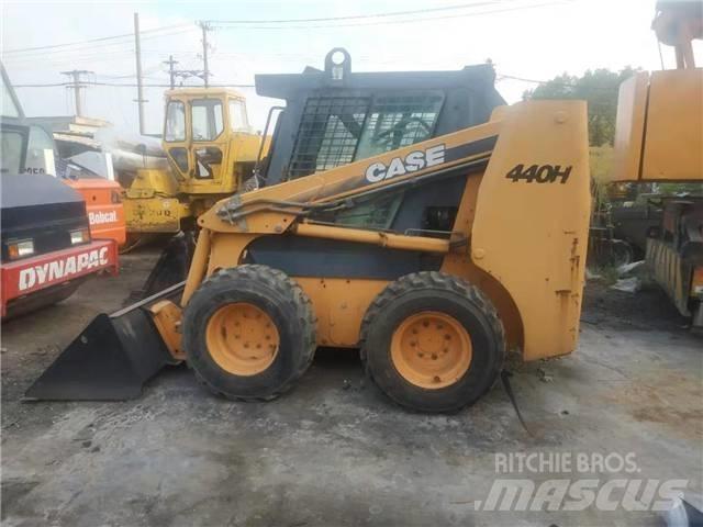 CASE 440H 滑移轉向裝載機