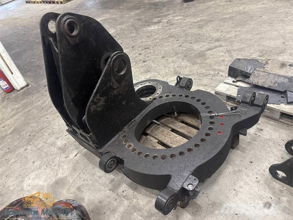 Komatsu 270H 收穫起重機