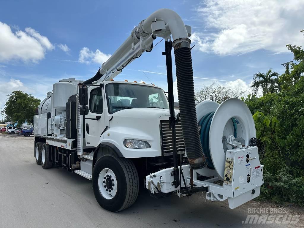 Freightliner M2 組合/真空油槽車
