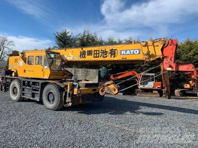 Kato KR30H 全路面起重機/吊車