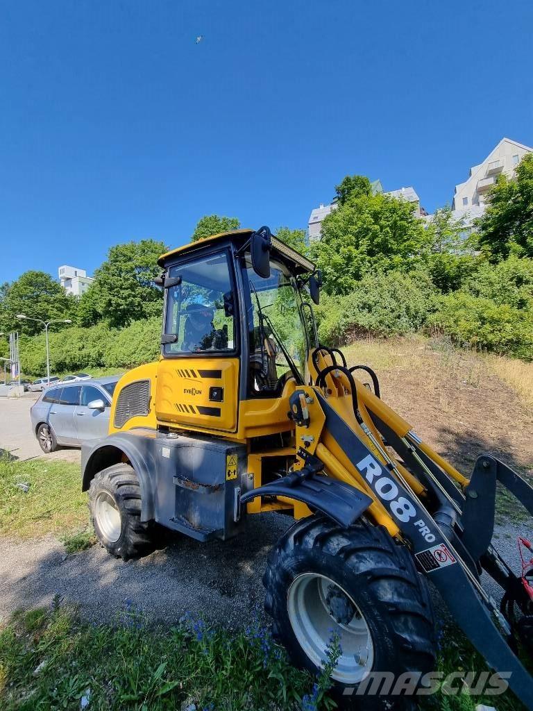 Everun R 08 Pro -2023 輪胎式裝載機