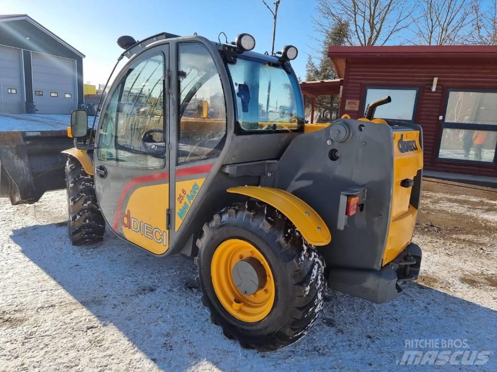 Dieci Mini Agri 25.6 伸縮輪式裝載機