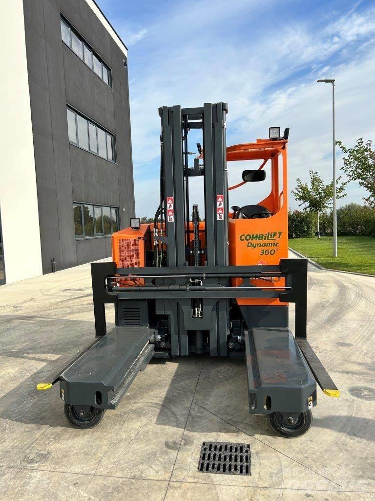 Combilift MR4 四向前伸式堆高機(叉車)