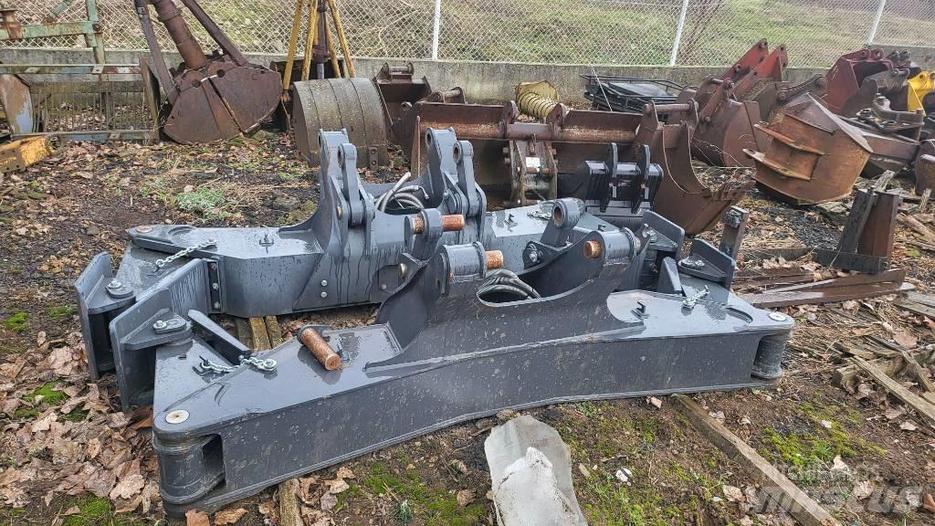 Doosan outdigger 底盤和懸架