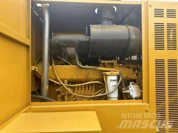 CAT 140 K 平土機