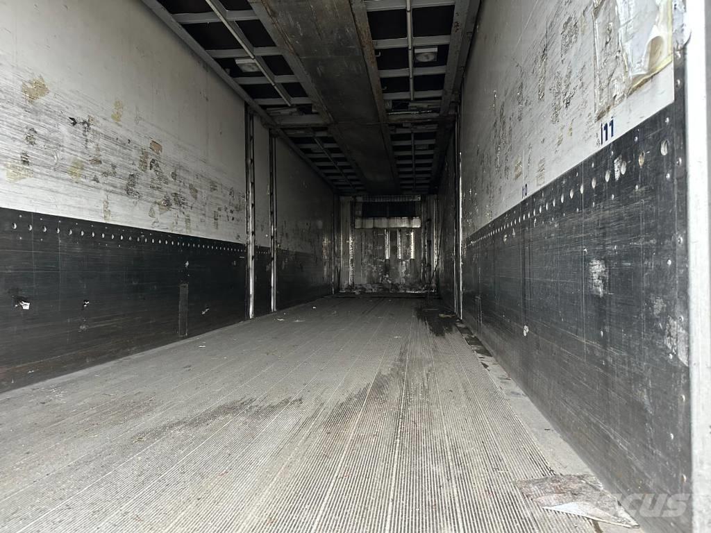 VAK V-4-40 溫控拖車