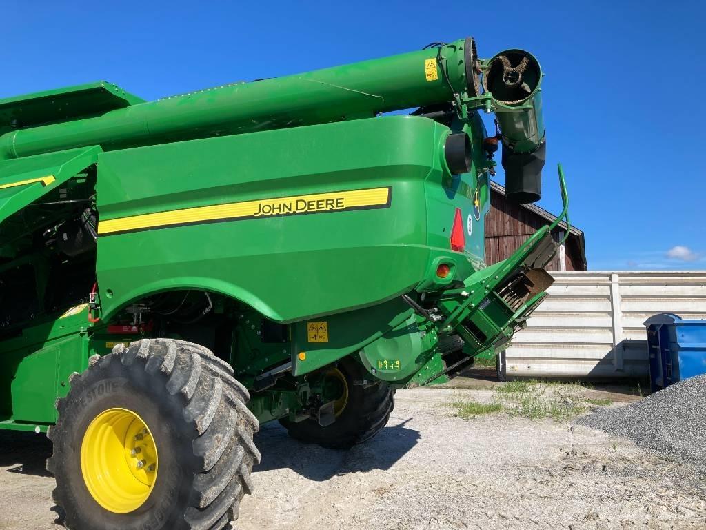 John Deere S790 聯合收穫機