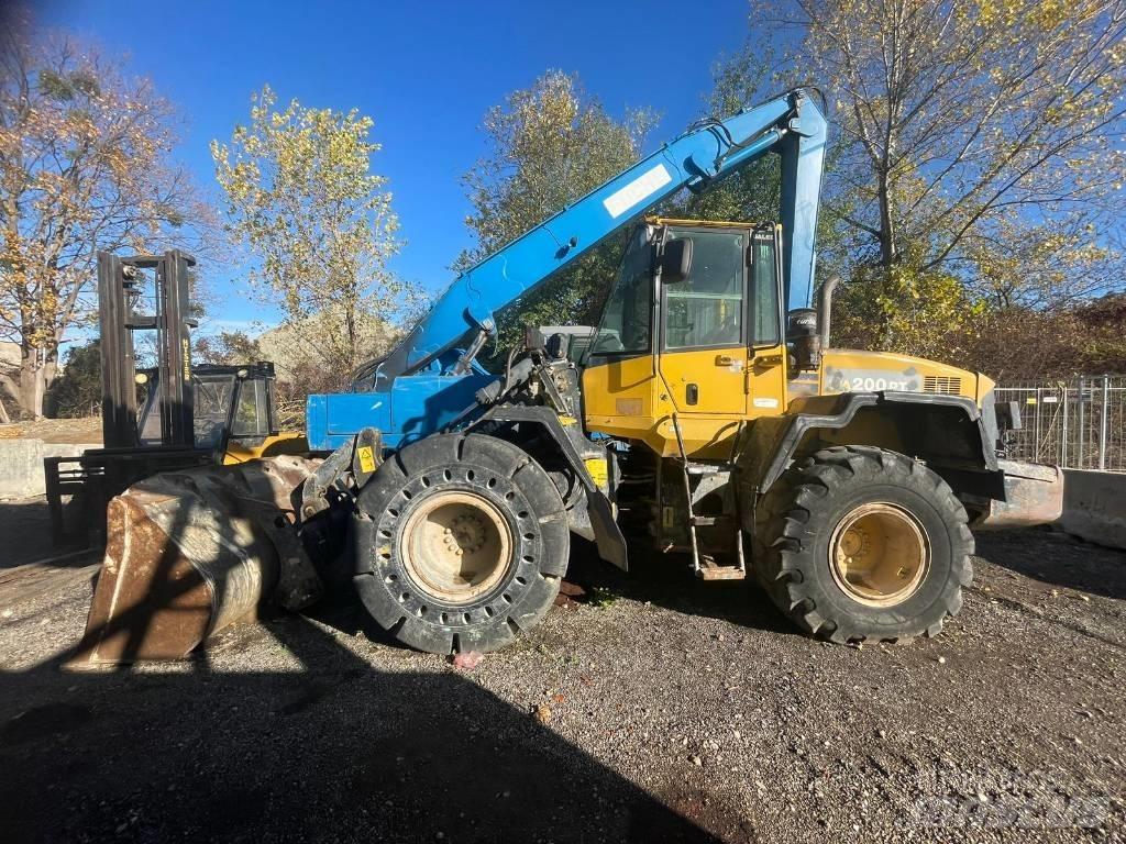 Komatsu WA 200 PT-5 輪胎式裝載機