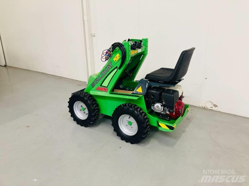 Avant 313 S 滑移轉向裝載機