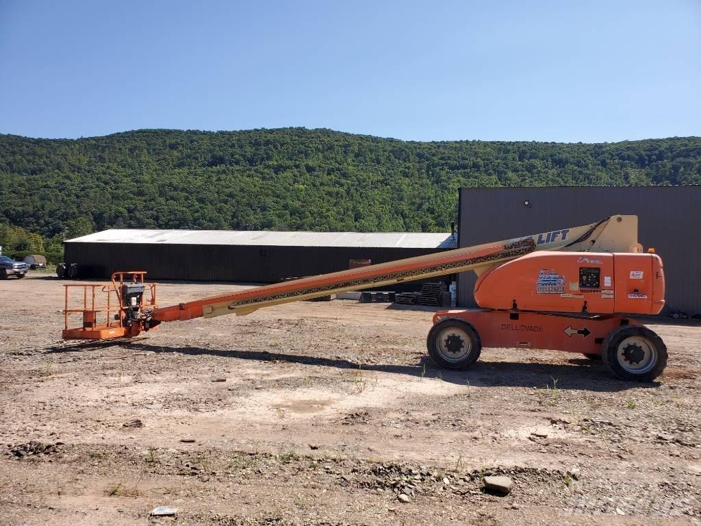 JLG 800 S 越野車