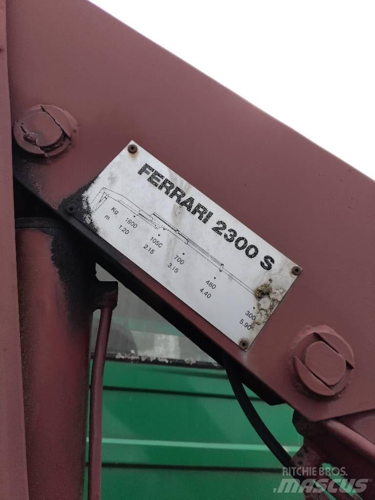Ferrari 2300 nosturi 裝載起重機