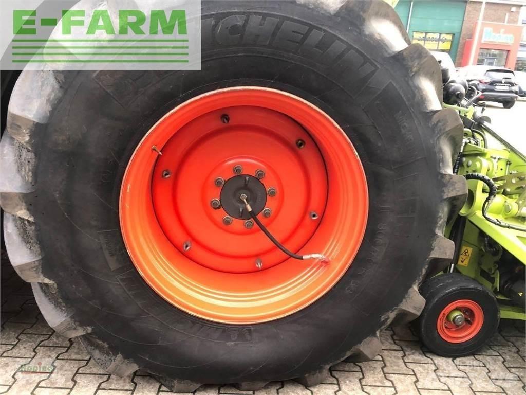 CLAAS 950 jaguar 自走式飼料採集機
