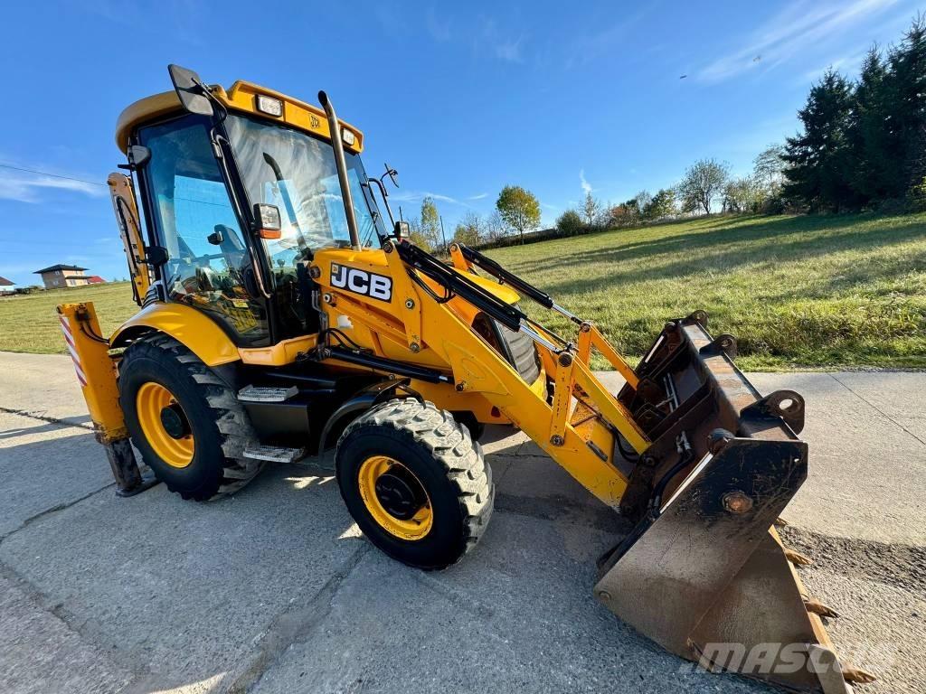 JCB 3CX 反鏟裝載機