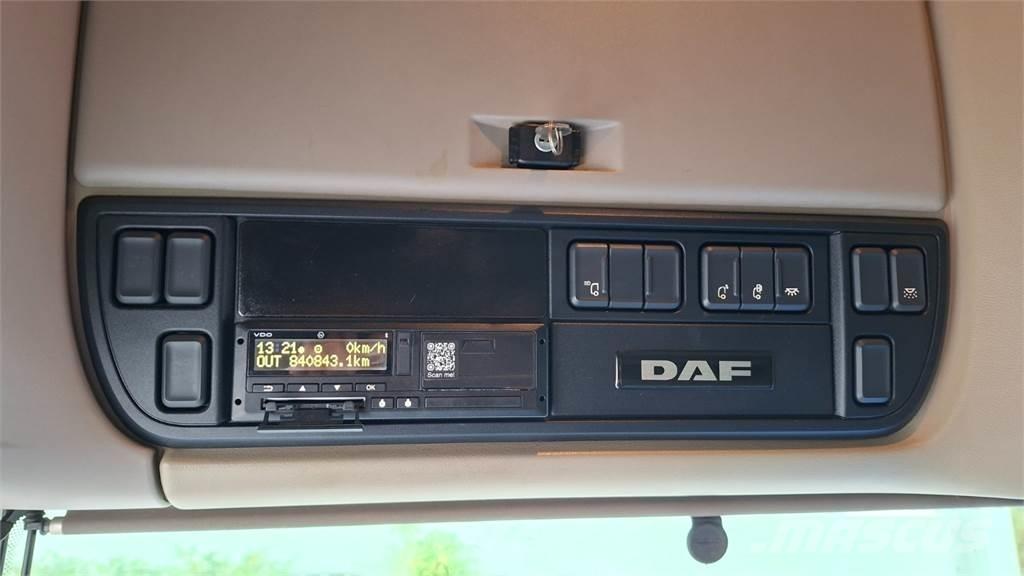 DAF XF 460 FT 曳引機組件