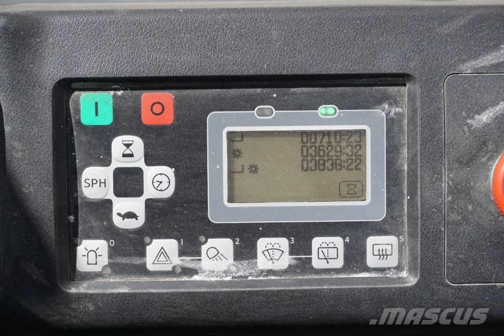 Toyota 8FBMT35 電動堆高機