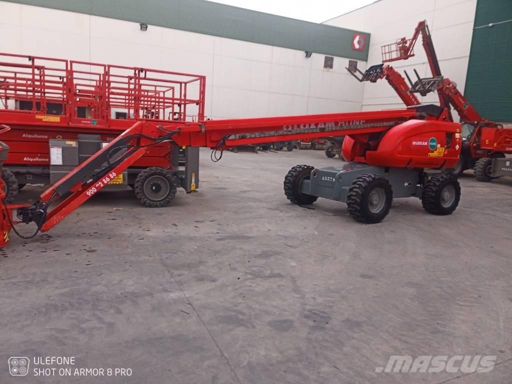 JLG 660 SJ 伸縮臂高空作業車