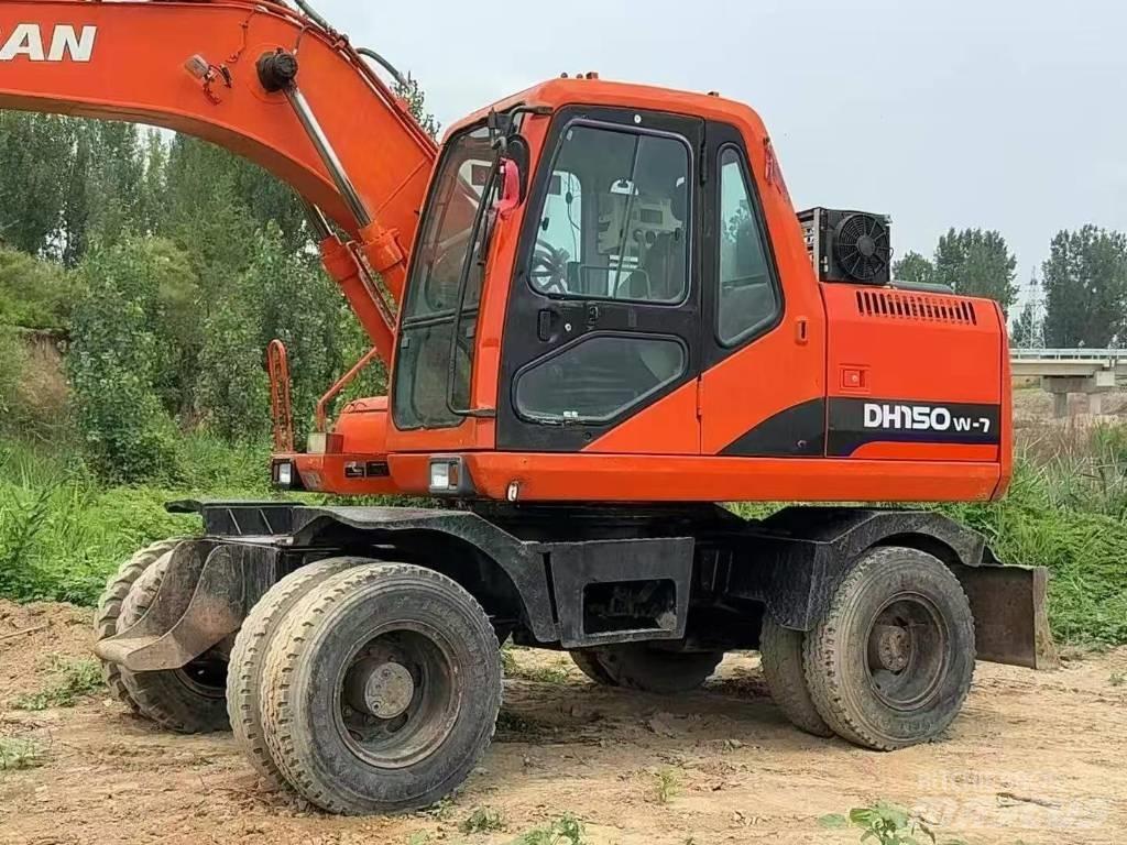 Doosan 150 W-7 旋轉式挖土機/掘鑿機/挖掘機
