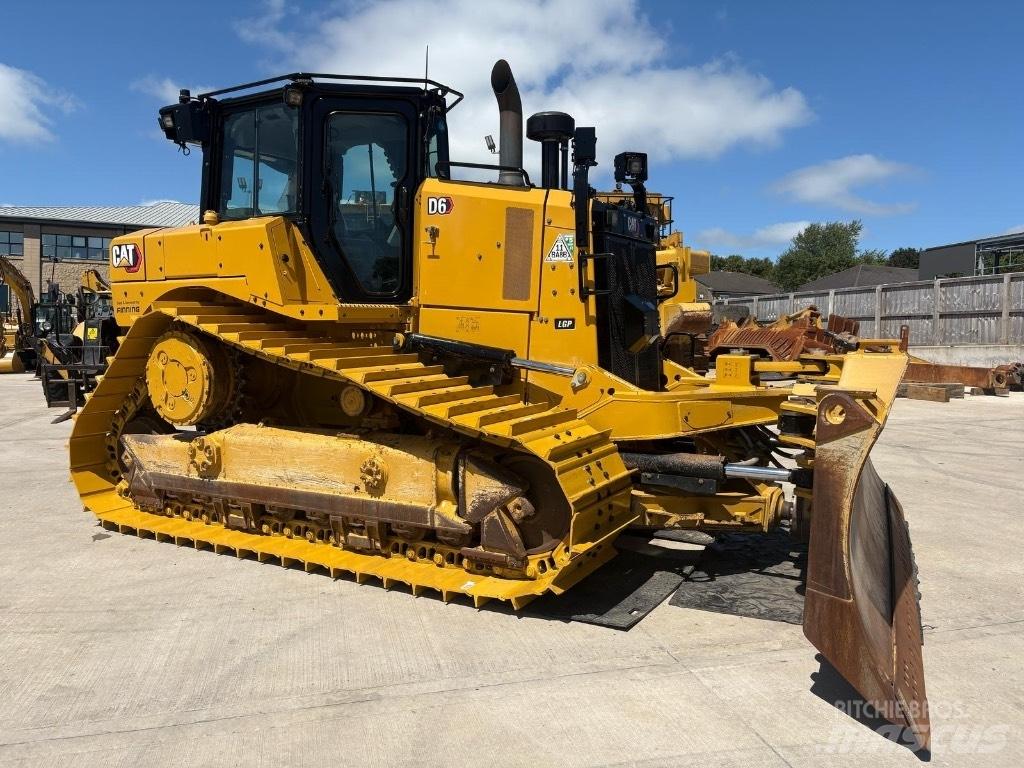 CAT D 6 LGP 履帶推土機