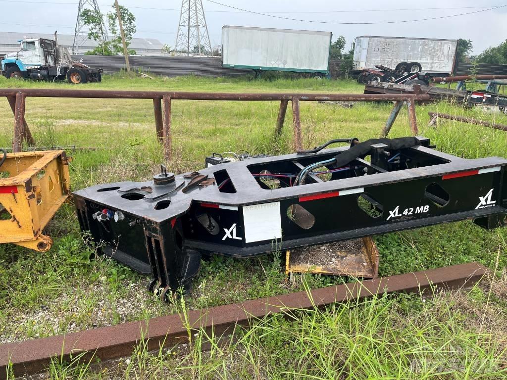  XL 90 HDE 低架裝載車