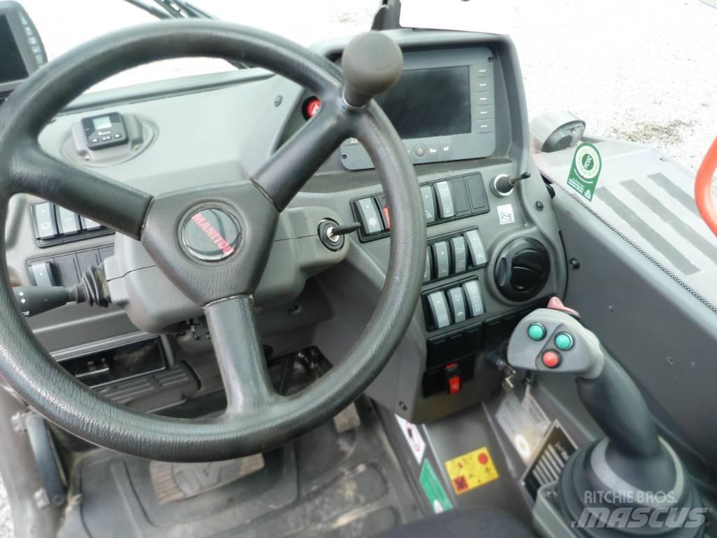 Manitou MRT 2150 伸縮臂操作車