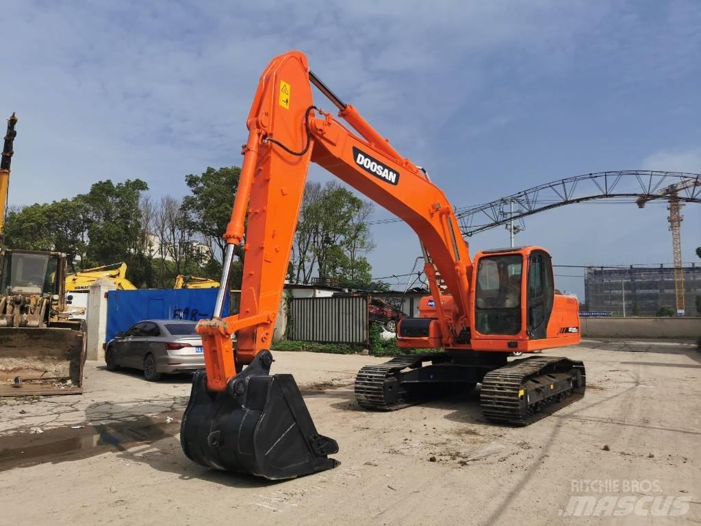 Doosan DX225LC 履帶式 挖土機/掘鑿機/挖掘機