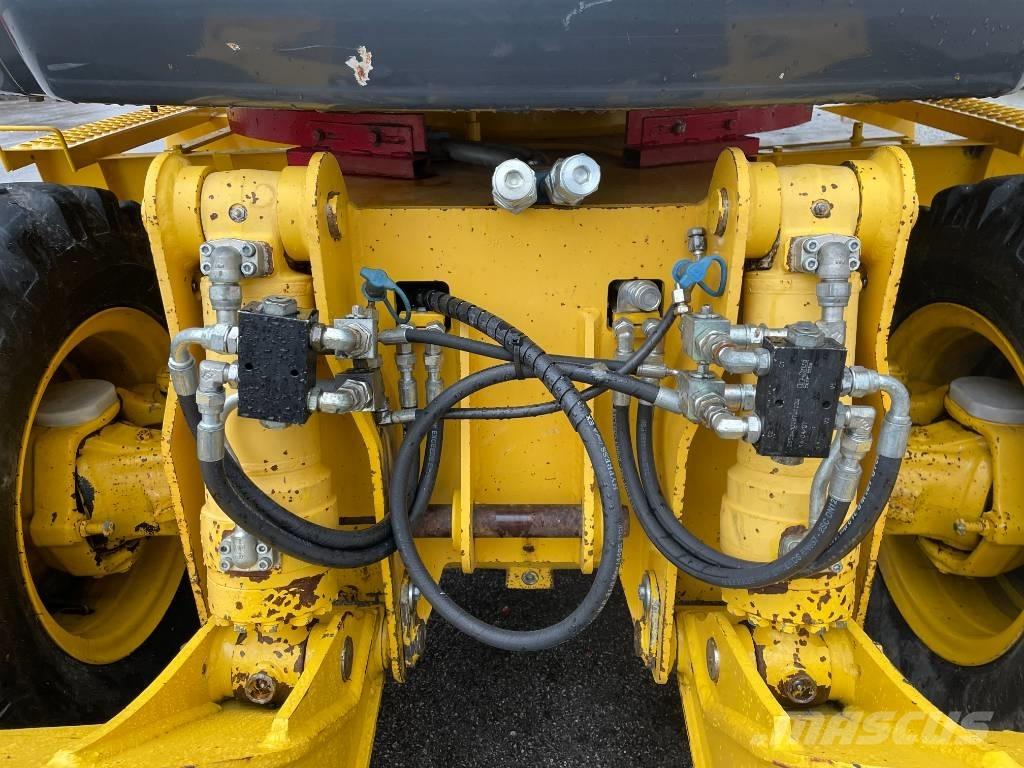 Komatsu PW 98 MR-8 旋轉式挖土機/掘鑿機/挖掘機