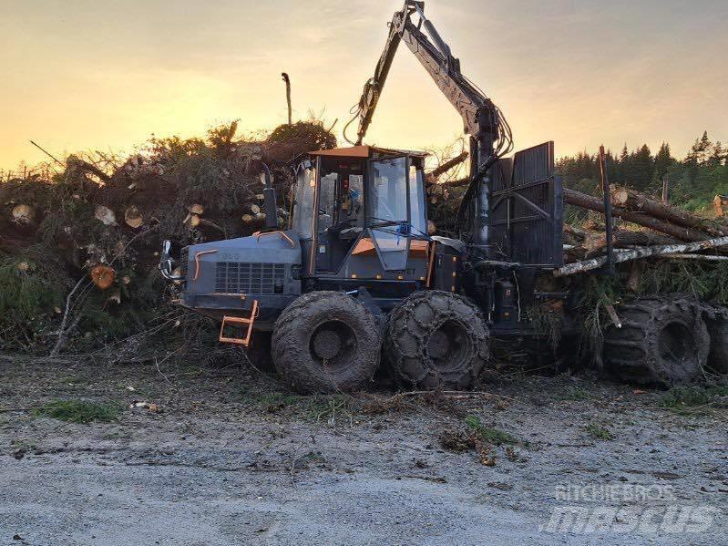 Valmet 860 集運機