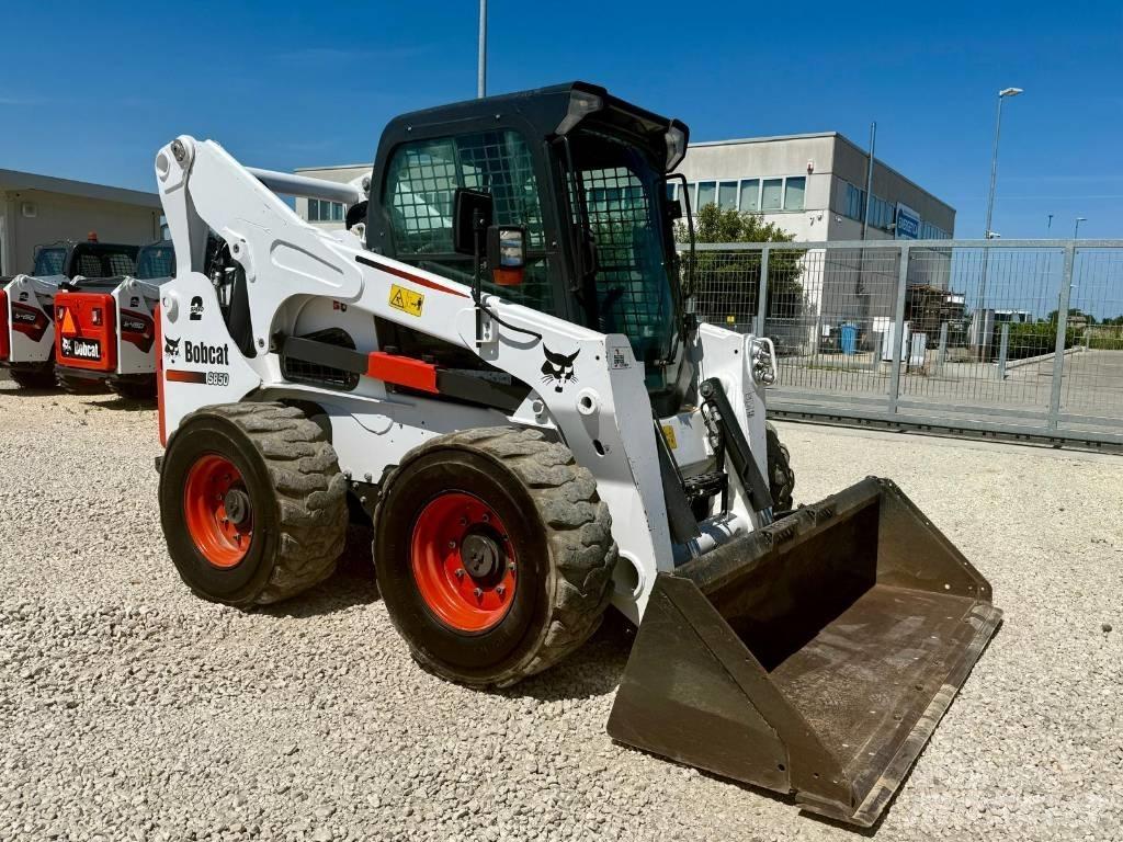Bobcat S 850 滑移轉向裝載機