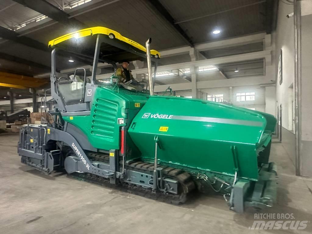 Vögele S1900-3L 瀝青攤舖機/鋪路機