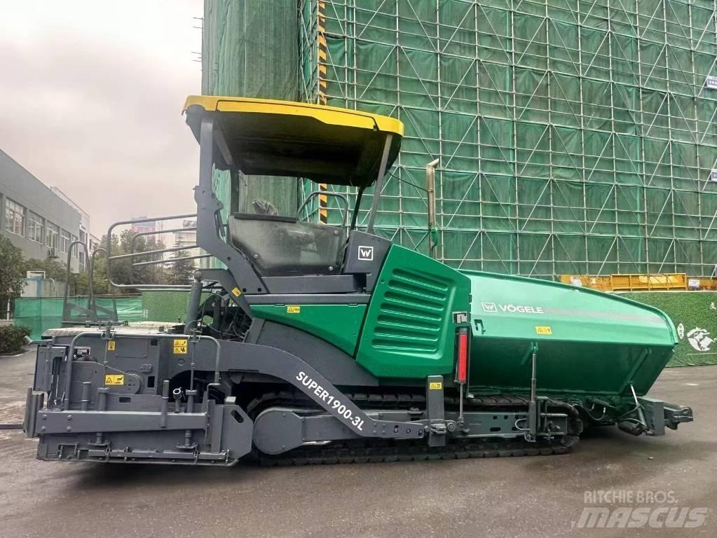Vögele S1900-3L 瀝青攤舖機/鋪路機