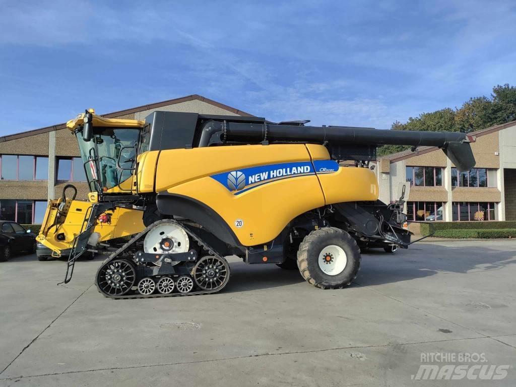 New Holland CR 9080 聯合收穫機