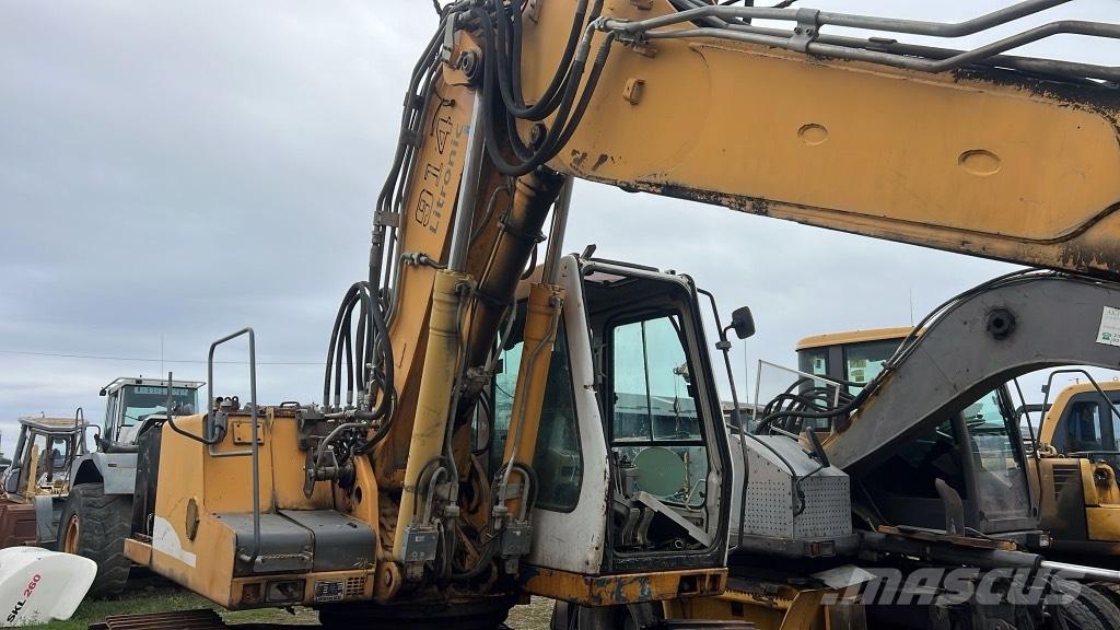 Liebherr R 914 HD S 油壓