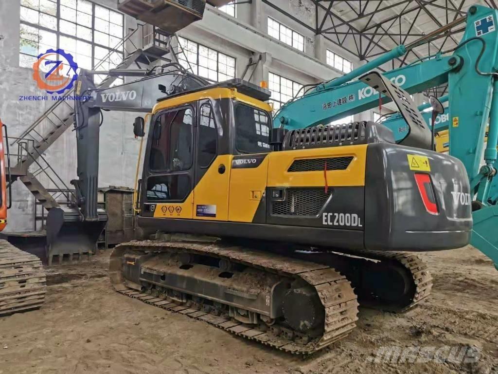 Volvo EC 200 履帶式 挖土機/掘鑿機/挖掘機