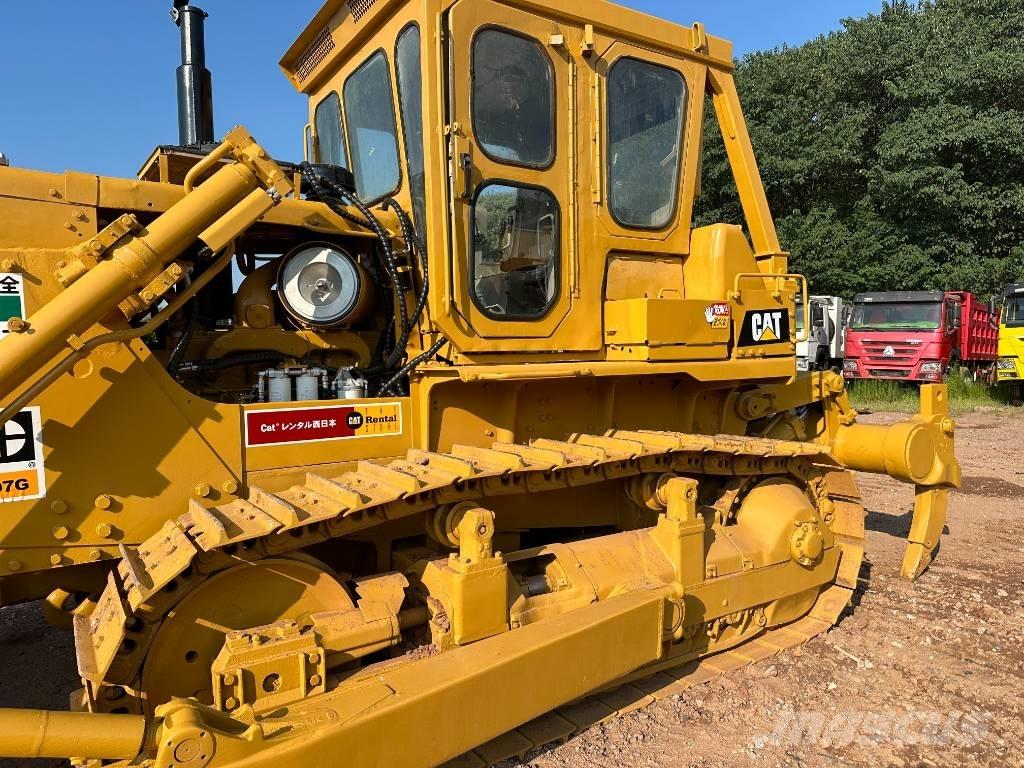 CAT D7G 履帶推土機