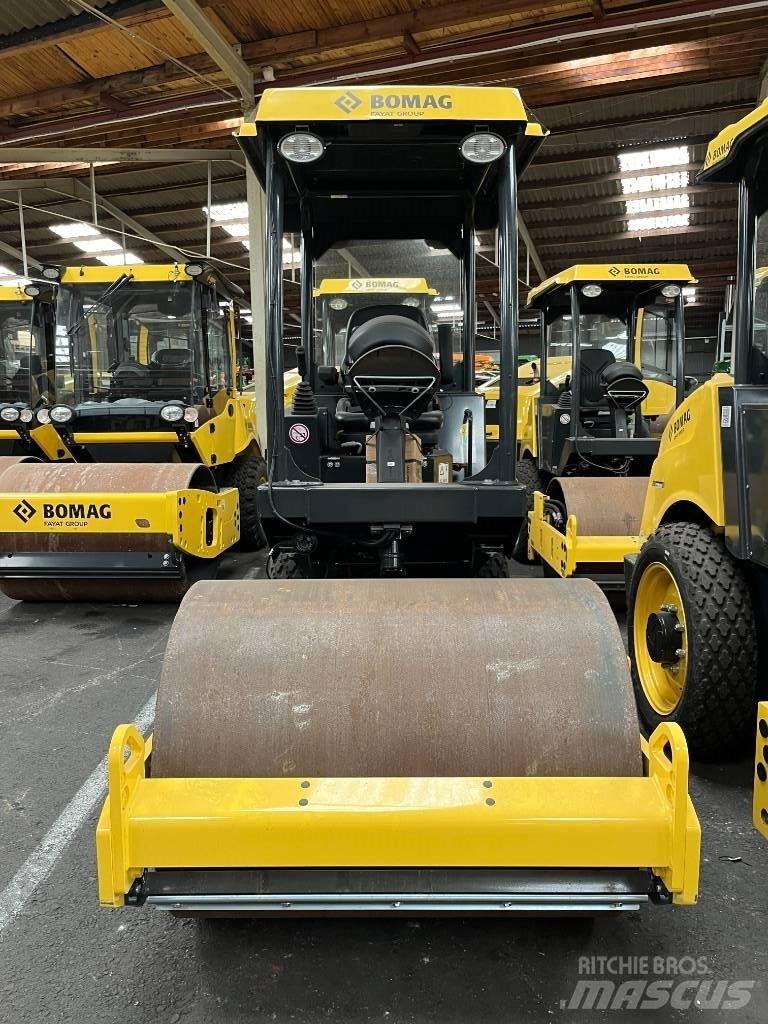Bomag BW 124 DH-5 單輪滾壓機