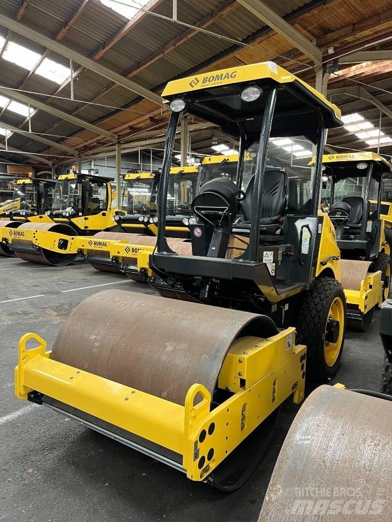 Bomag BW 124 DH-5 單輪滾壓機