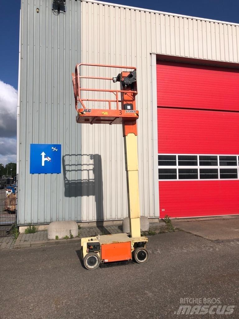 JLG 1230 ES 垂直升降工作台