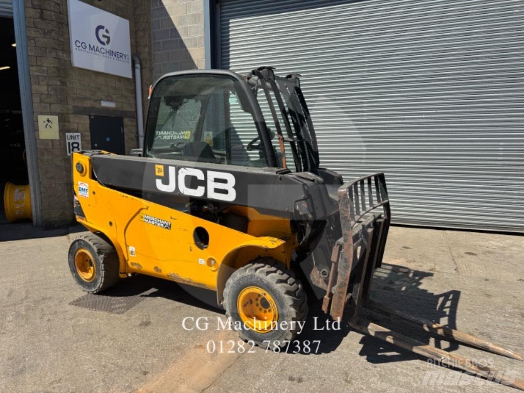 JCB TLT 35 D 伸縮臂操作車