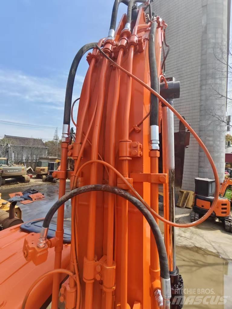 Doosan DX 225 LC 履帶式 挖土機/掘鑿機/挖掘機