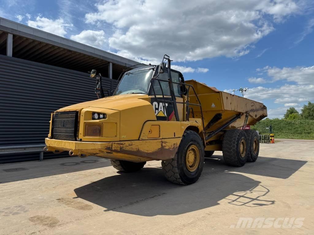 CAT 730C 鉸接式起吊車