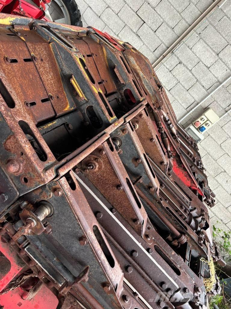 Olimac SR 8 聯合收割機頭