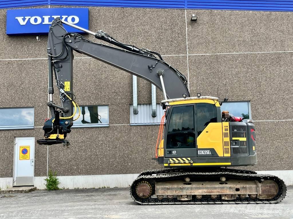Volvo ECR 235 E 履帶式 挖土機/掘鑿機/挖掘機