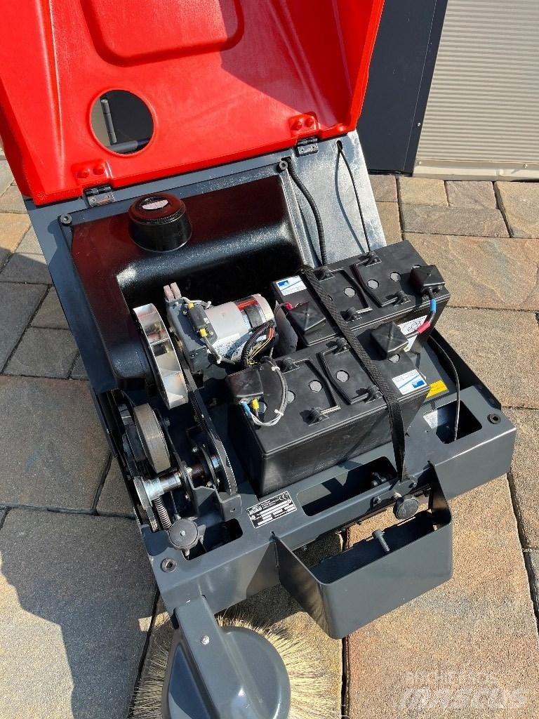 Hako B 800 掃倉機