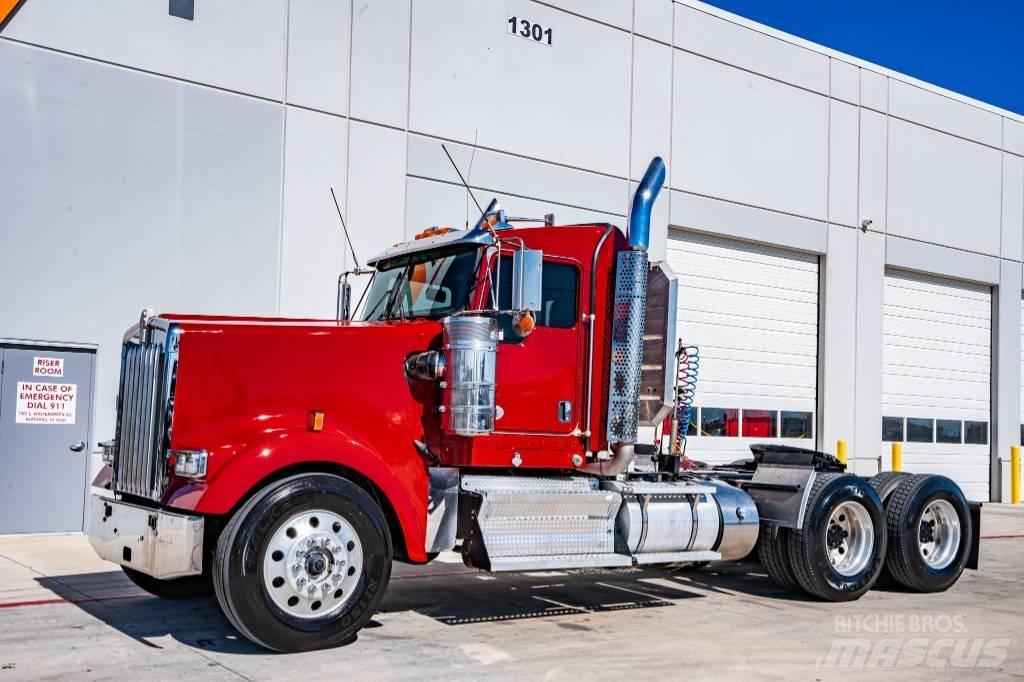 Kenworth W 900 曳引機組件