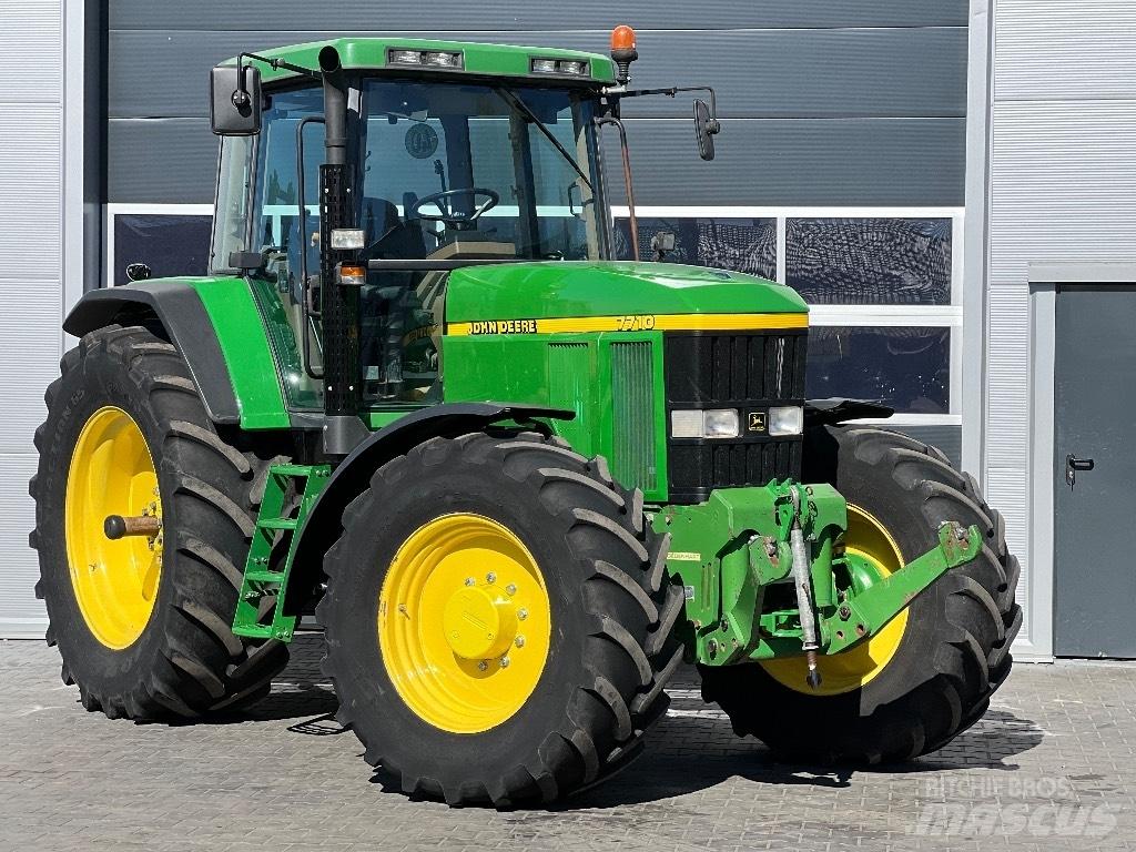 John Deere 7710 PQ 曳引機