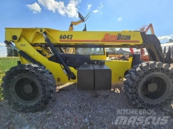 Carelift ZB6042 伸縮臂操作車