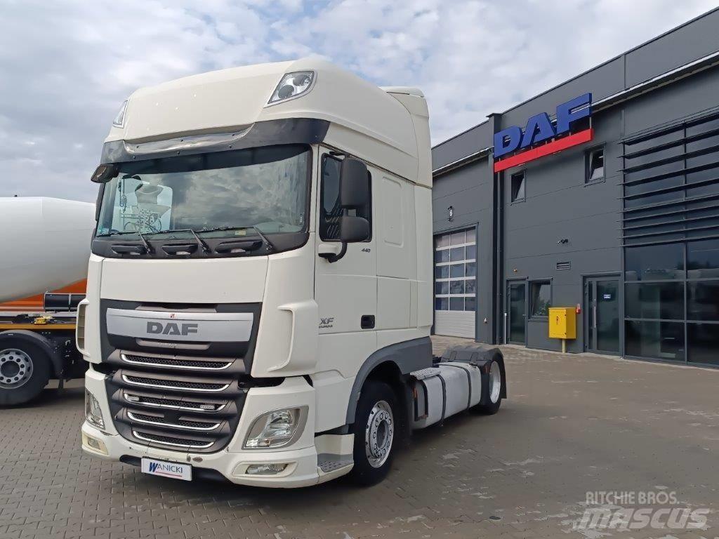 DAF FT 440 XF 曳引機組件