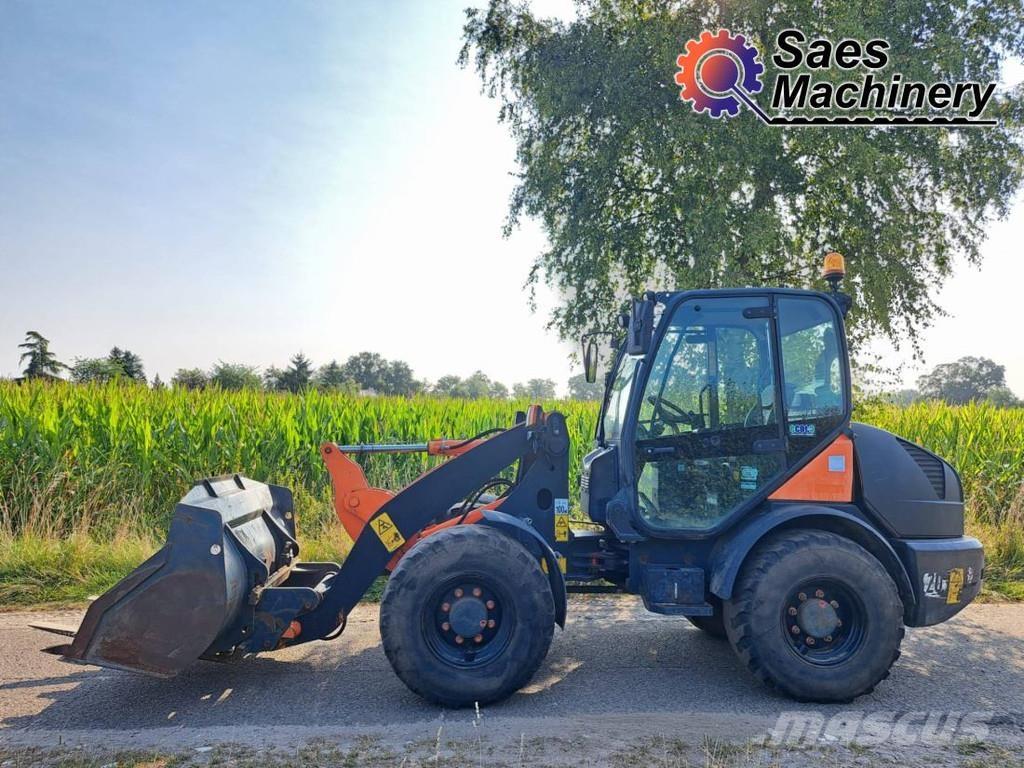 Komatsu WA70-7 輪胎式裝載機