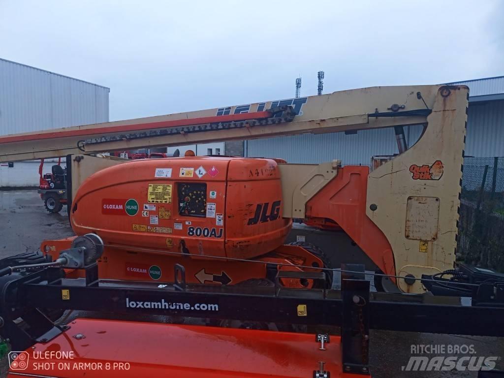 JLG 800 AJ 曲臂高空作業車