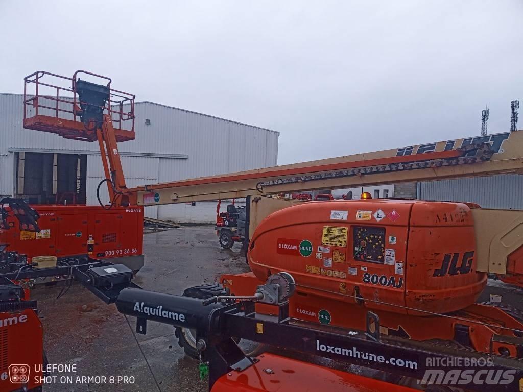 JLG 800 AJ 曲臂高空作業車